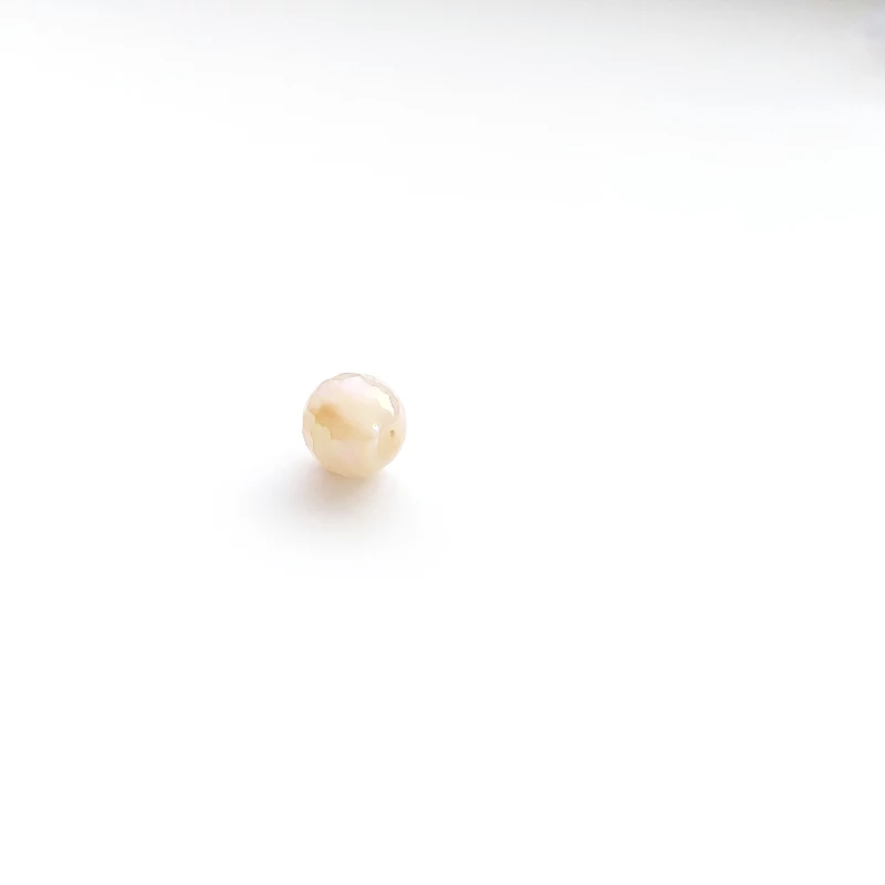 fazettált aura holdkő 8 mm ásványgyöngy