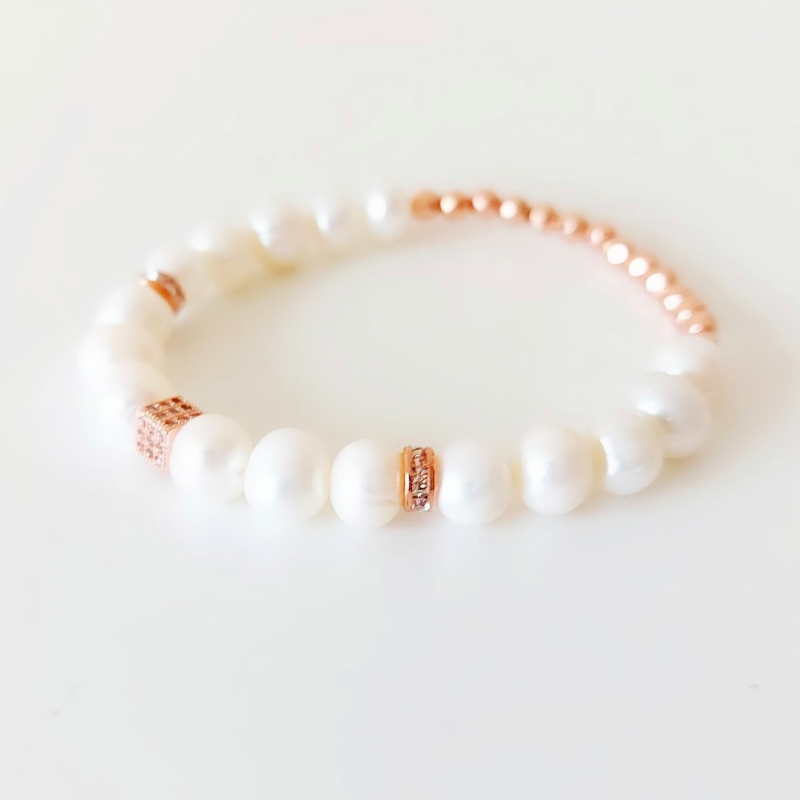 Gyöngy és Rosegold karkötő